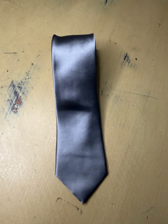 Van Heusen Other - Van Heusen Silver Tie
